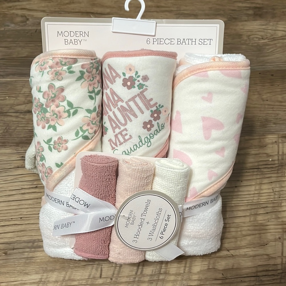 6 piece Towel/ washcloth set. Never used